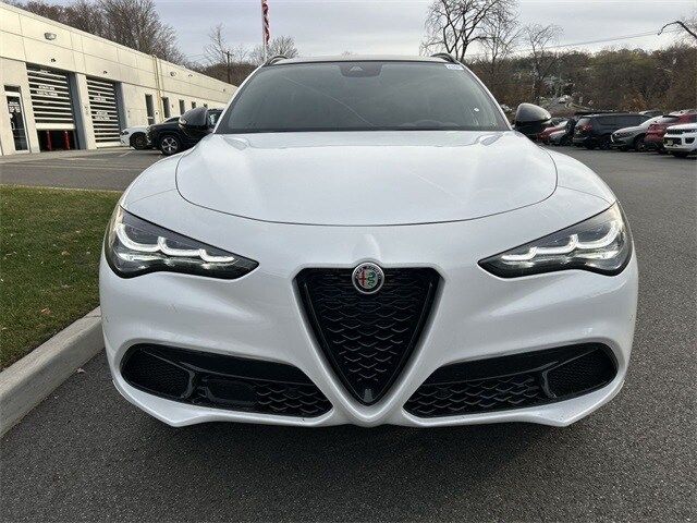 2025 Alfa Romeo Stelvio Special Edition