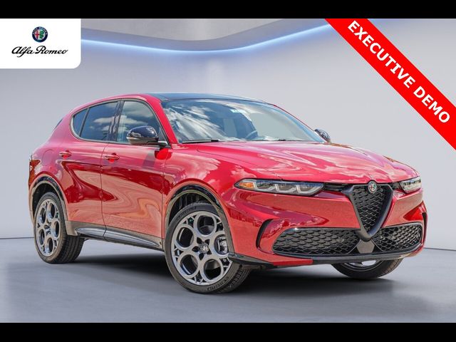 2025 Alfa Romeo Tonale Base