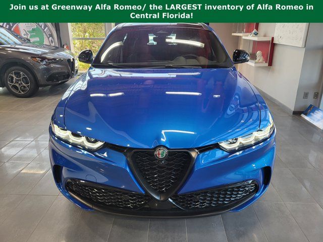 2025 Alfa Romeo Tonale Base