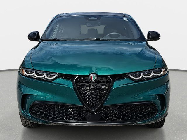 2025 Alfa Romeo Tonale Base