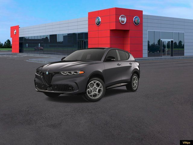 2025 Alfa Romeo Tonale Base