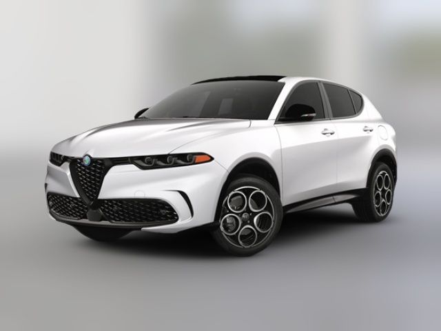 2025 Alfa Romeo Tonale Base