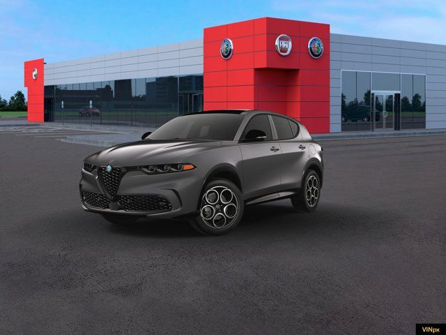 2025 Alfa Romeo Tonale Base