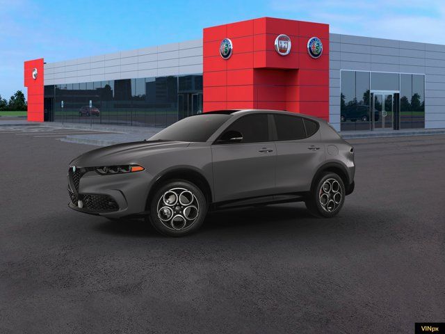 2025 Alfa Romeo Tonale Base