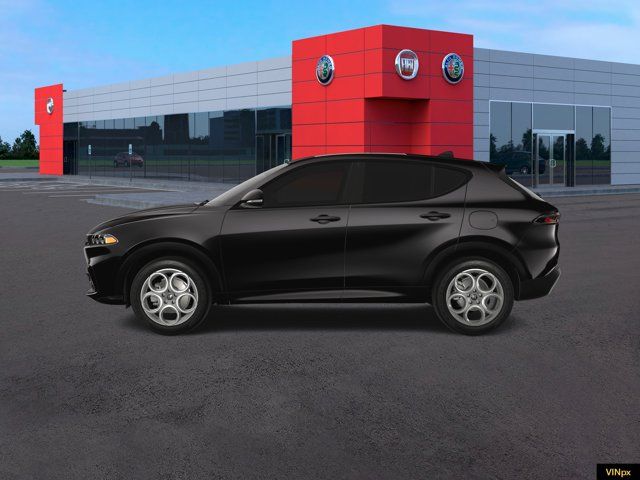 2025 Alfa Romeo Tonale Base