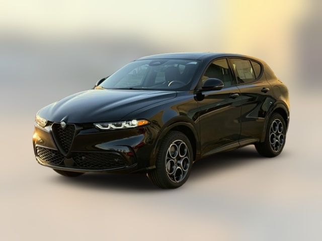 2025 Alfa Romeo Tonale Base