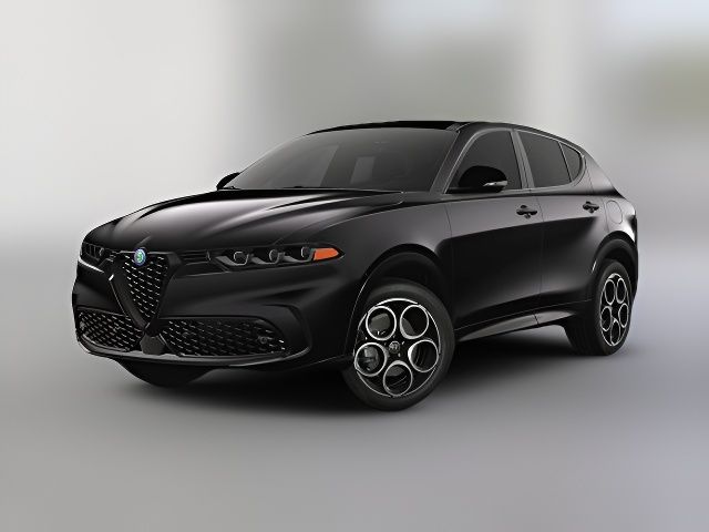 2025 Alfa Romeo Tonale Base