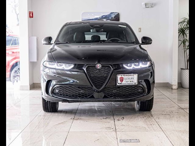 2025 Alfa Romeo Tonale Base