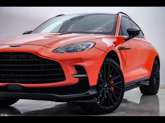 2025 Aston Martin DBX 707