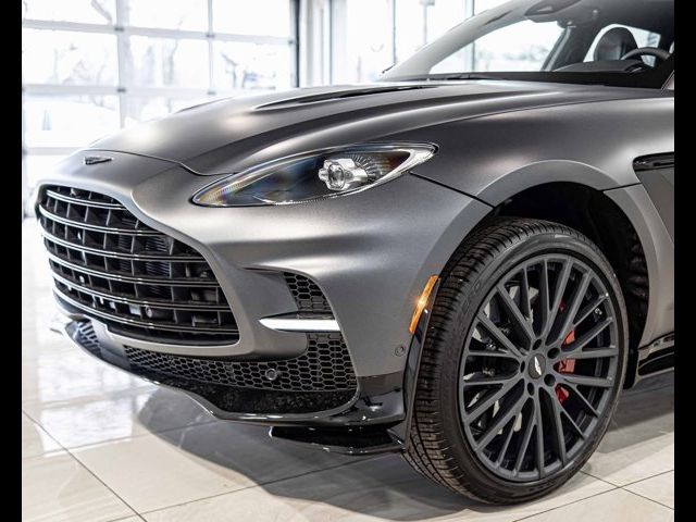 2025 Aston Martin DBX 707