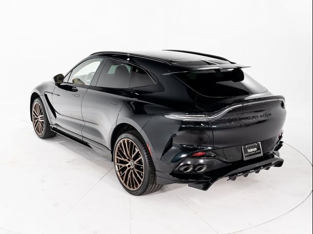 2025 Aston Martin DBX 707