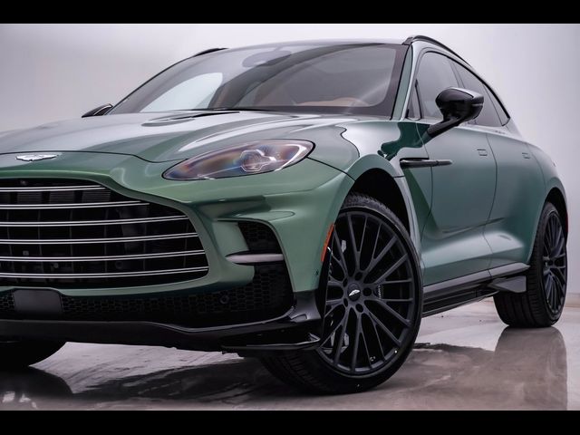 2025 Aston Martin DBX 707