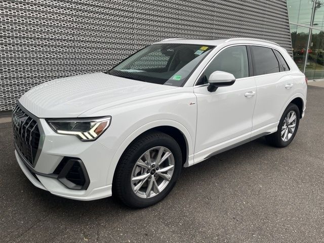 2025 Audi Q3 S Line Premium