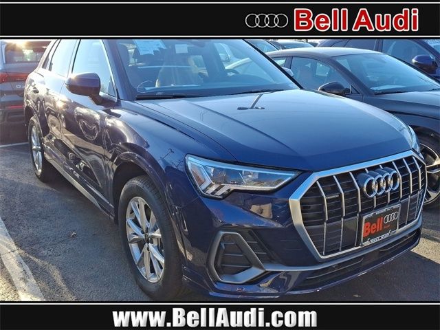 2025 Audi Q3 S Line Premium