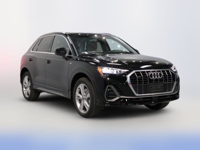 2025 Audi Q3 S Line Premium