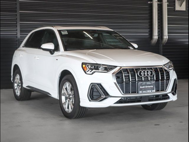 2025 Audi Q3 S Line Premium