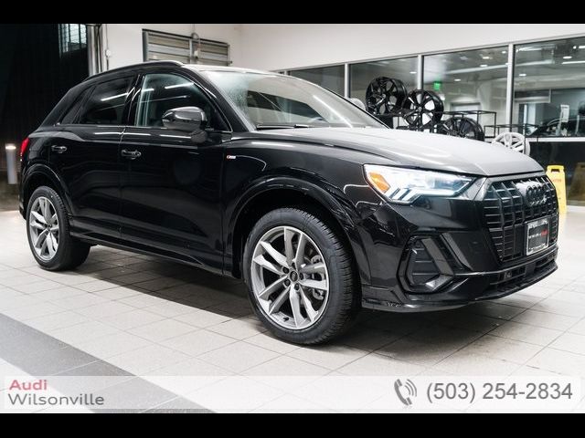 2025 Audi Q3 S Line Premium