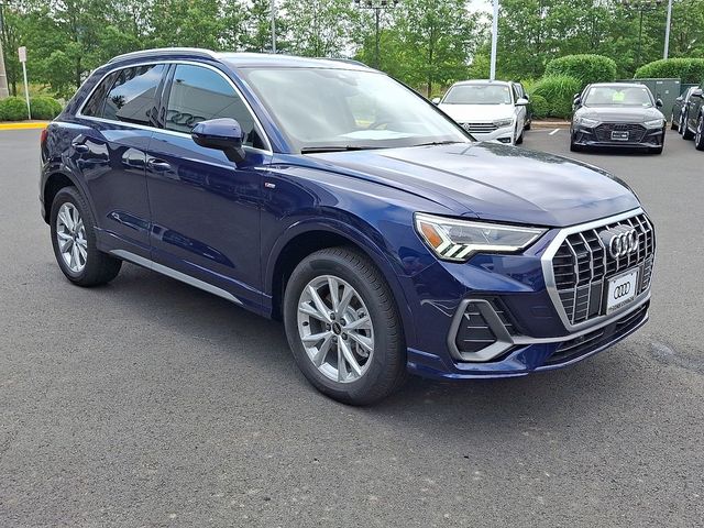 2025 Audi Q3 S Line Premium