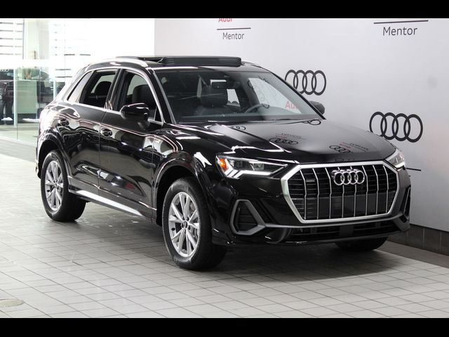 2025 Audi Q3 S Line Premium