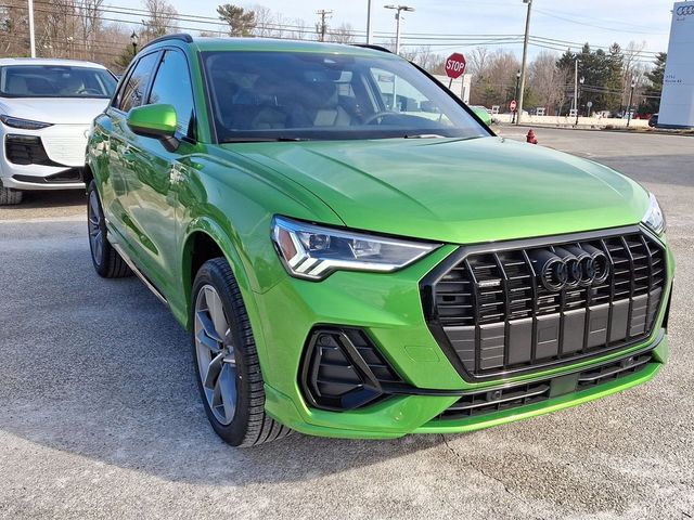 2025 Audi Q3 S Line Premium