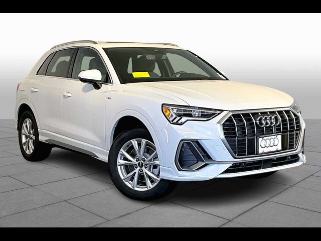 2025 Audi Q3 S Line Premium
