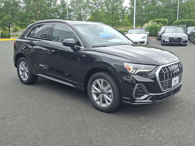 2025 Audi Q3 S Line Premium