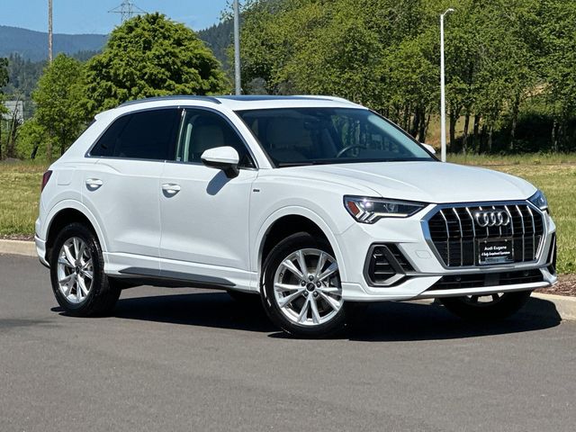 2025 Audi Q3 S Line Premium
