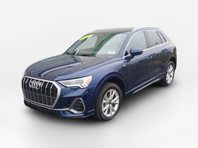 2025 Audi Q3 S Line Premium
