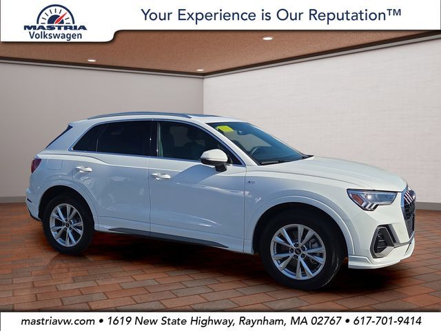 2025 Audi Q3 S Line Premium