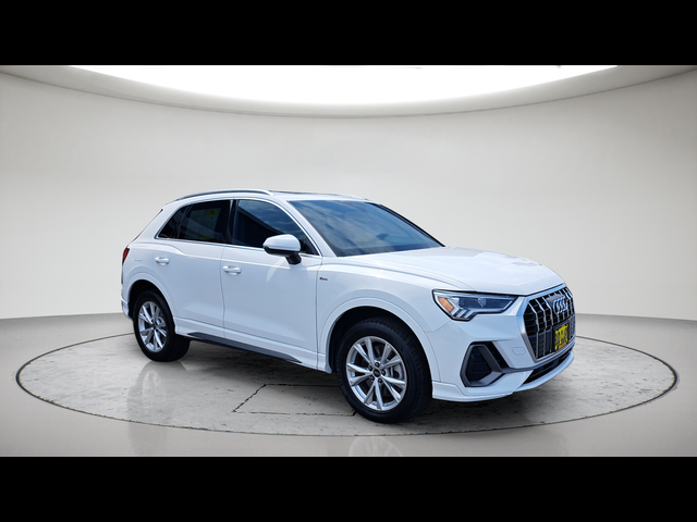 2025 Audi Q3 S Line Premium
