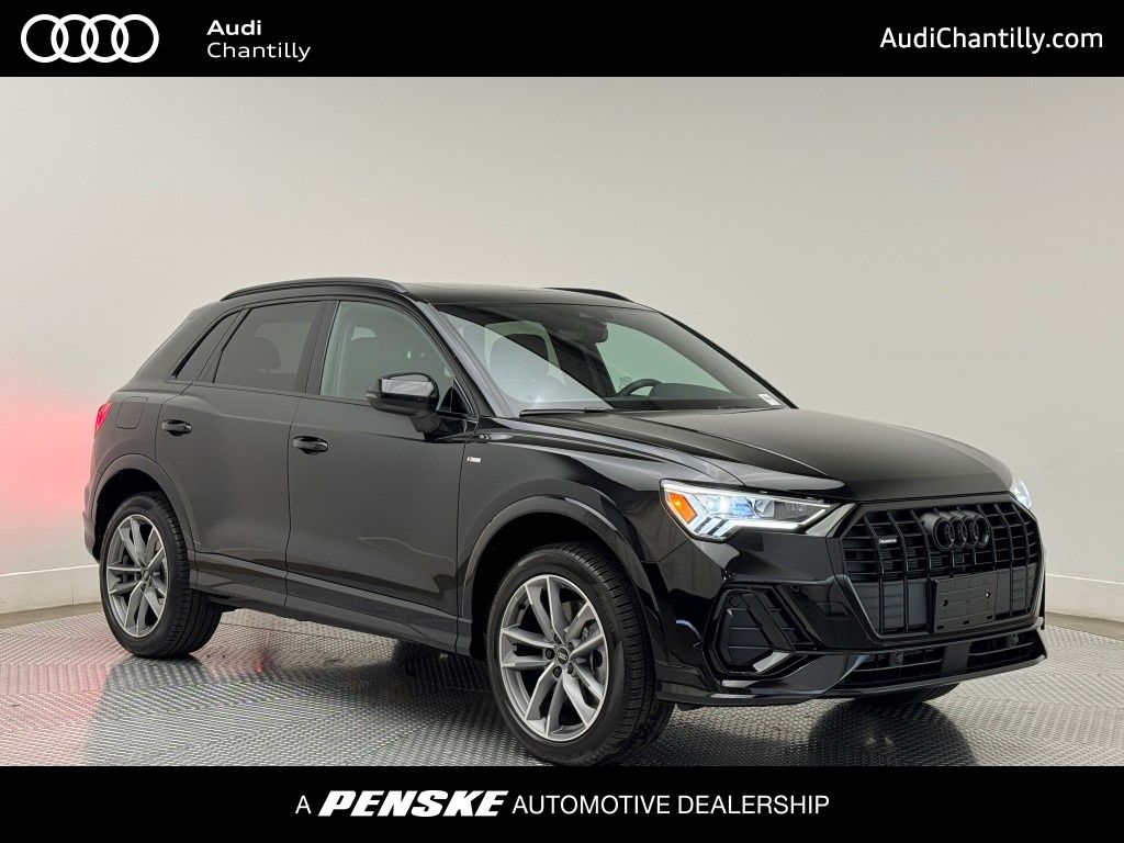 Vehicle image 5 of 40