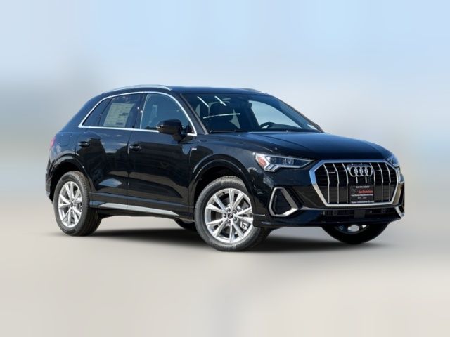 2025 Audi Q3 S Line Premium