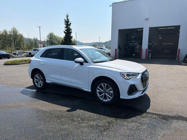 2025 Audi Q3 S Line Premium