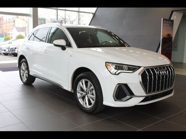 2025 Audi Q3 S Line Premium