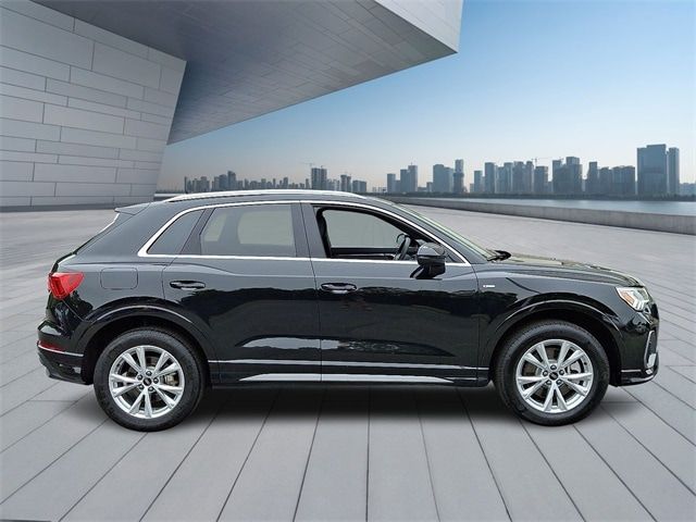 2025 Audi Q3 S Line Premium