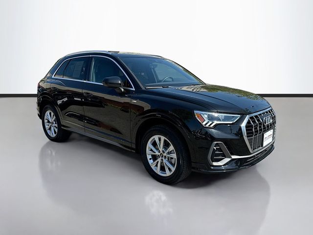 2025 Audi Q3 S Line Premium