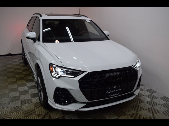 2025 Audi Q3 S Line Premium