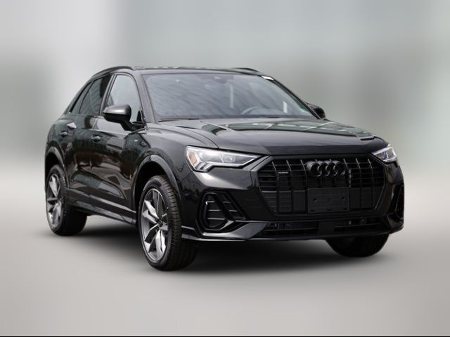 2025 Audi Q3 S Line Premium