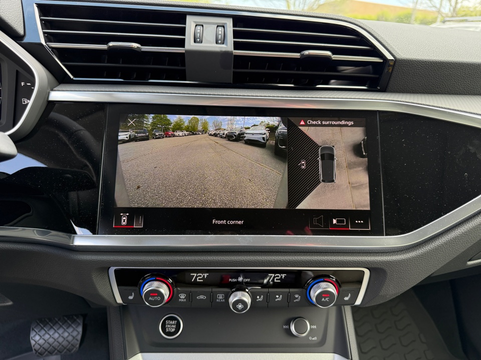 Vehicle image 19 of 35
