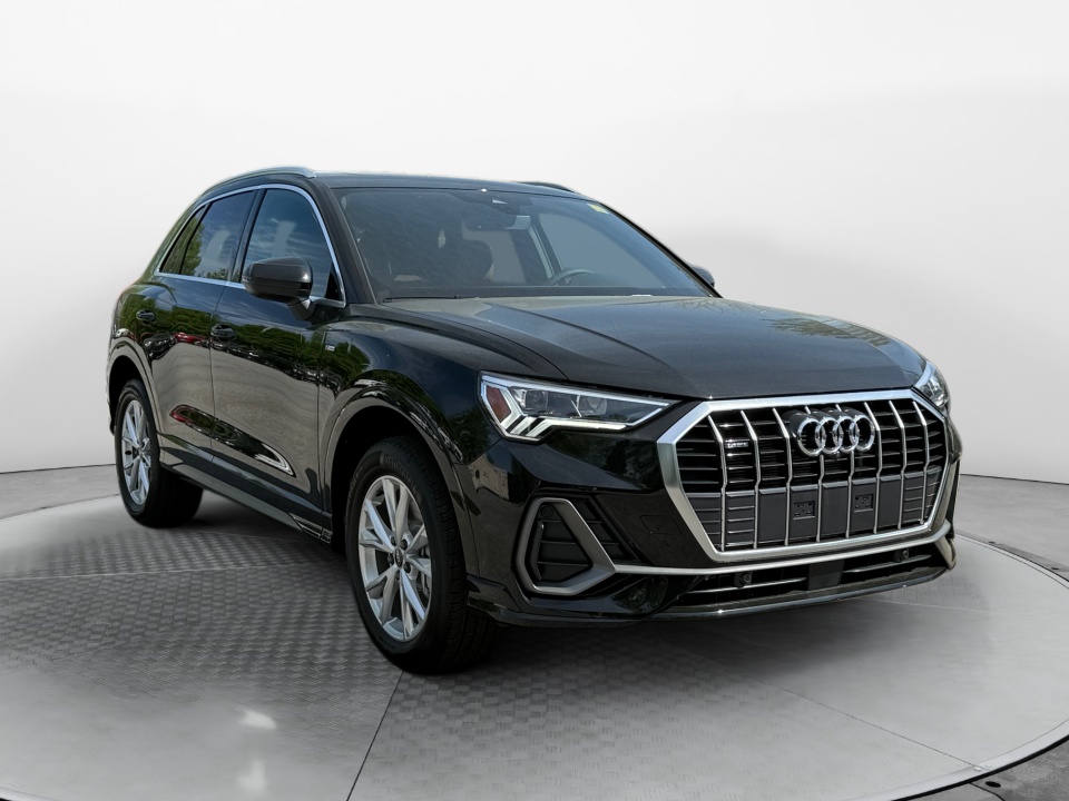 Vehicle image 6 of 35