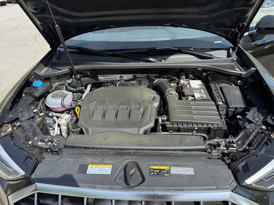 Vehicle image 16 of 35