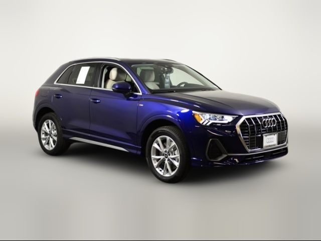 2025 Audi Q3 S Line Premium