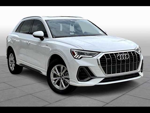 2025 Audi Q3 S Line Premium
