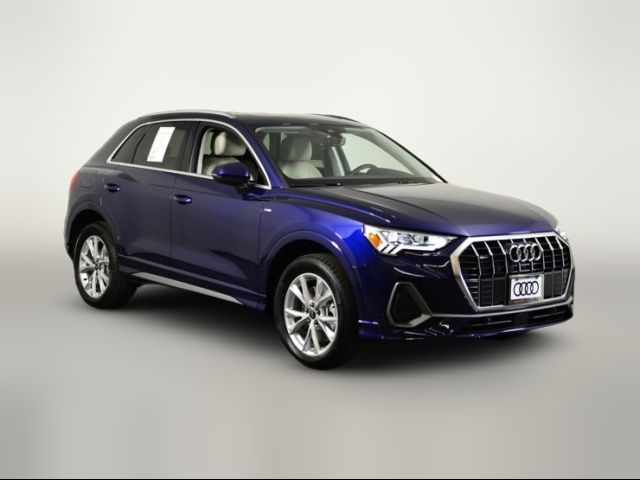 2025 Audi Q3 S Line Premium