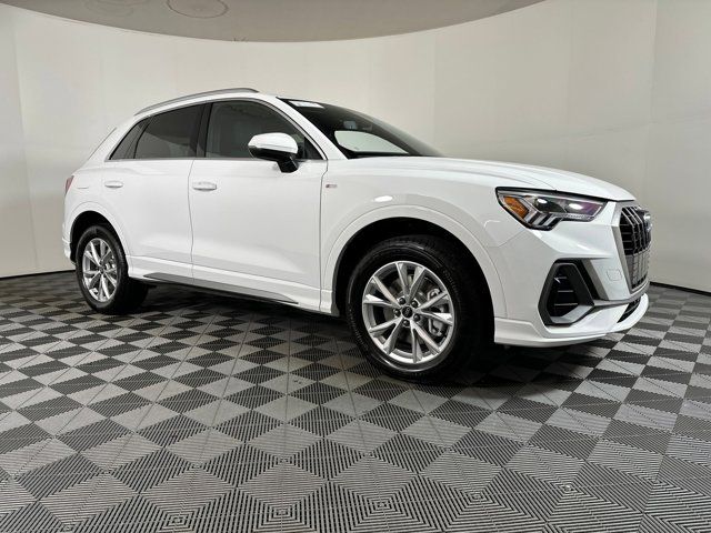 2025 Audi Q3 S Line Premium