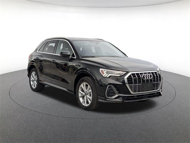 2025 Audi Q3 S Line Premium