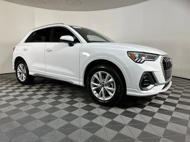 2025 Audi Q3 S Line Premium