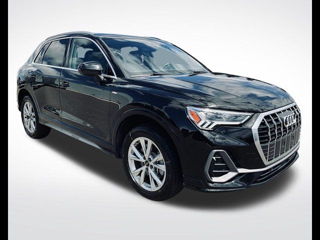 2025 Audi Q3 S Line Premium
