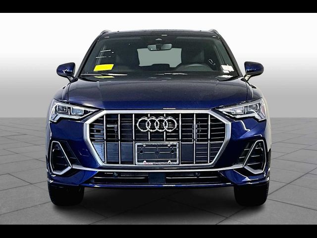 2025 Audi Q3 S Line Premium
