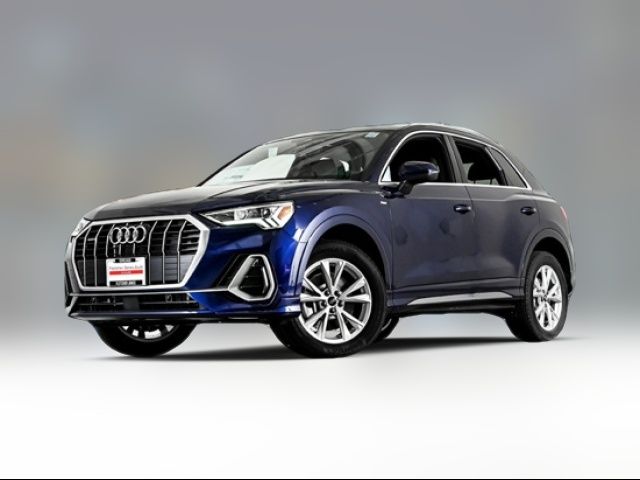 2025 Audi Q3 S Line Premium